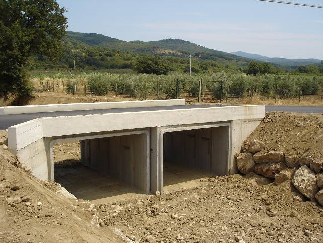Ricostruzione del ponte - manufatti scatolari vista da valle