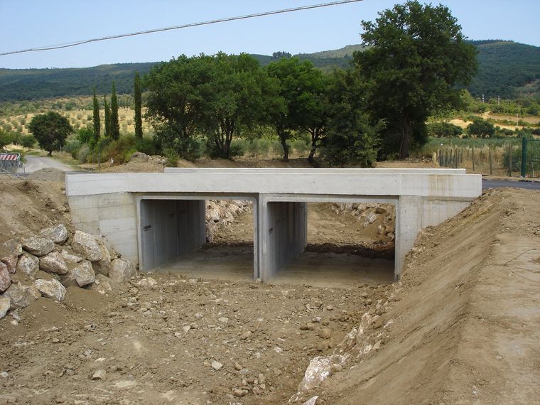 Attraversamento ricostruito con scatolari prefabbricati affiancati