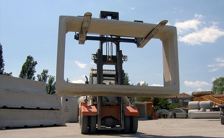 Scatolari prefabbricati - movimentazione scatolare