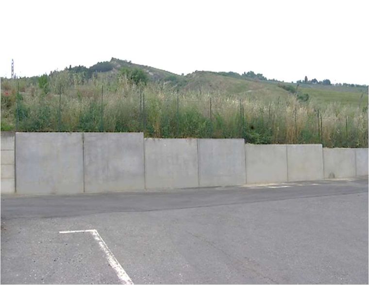 Pareti prefabbricate di contenimento per silos di stoccaggio